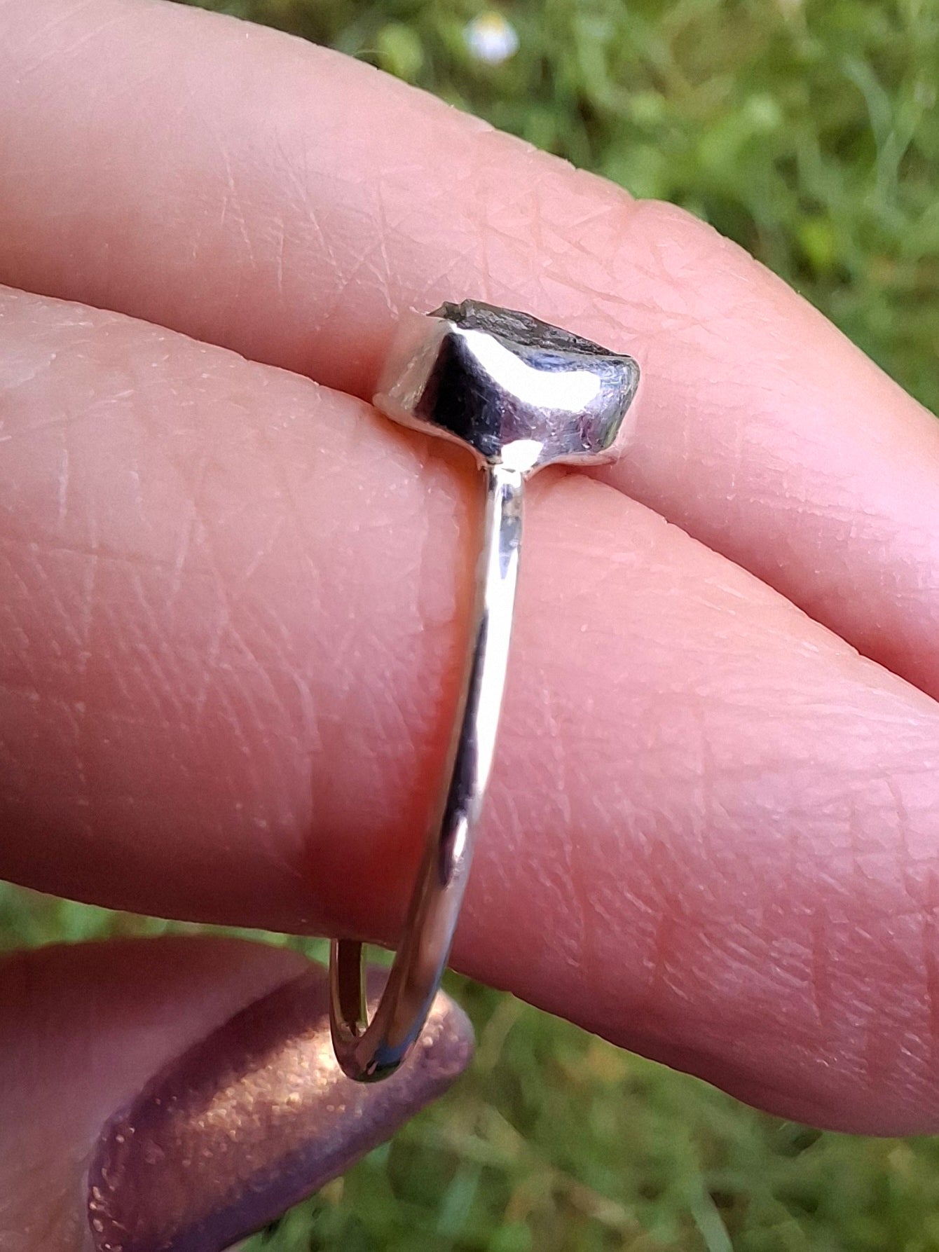 Moldavite Ring, size small L, 925 Silver, Tektite (Ref: R62)