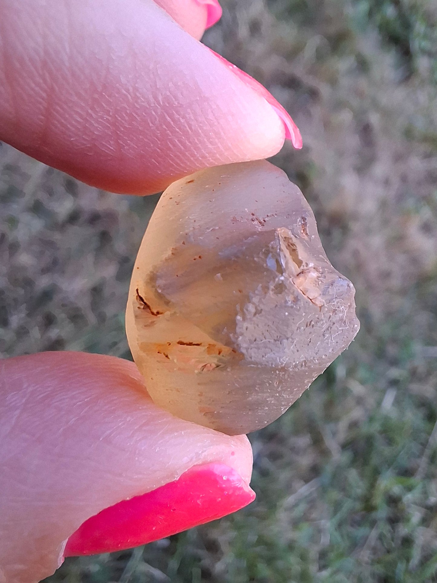 Libyan Desert Glass (darker) Piece, 3.72g, Tektite (Ref: L1378)
