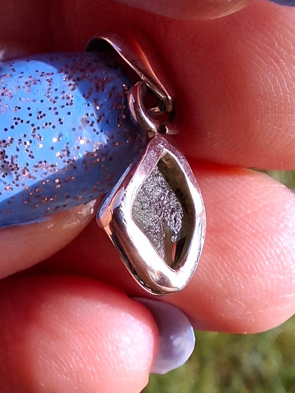 Moldavite Pendant, 925 Silver, Tektite (Ref: P52)