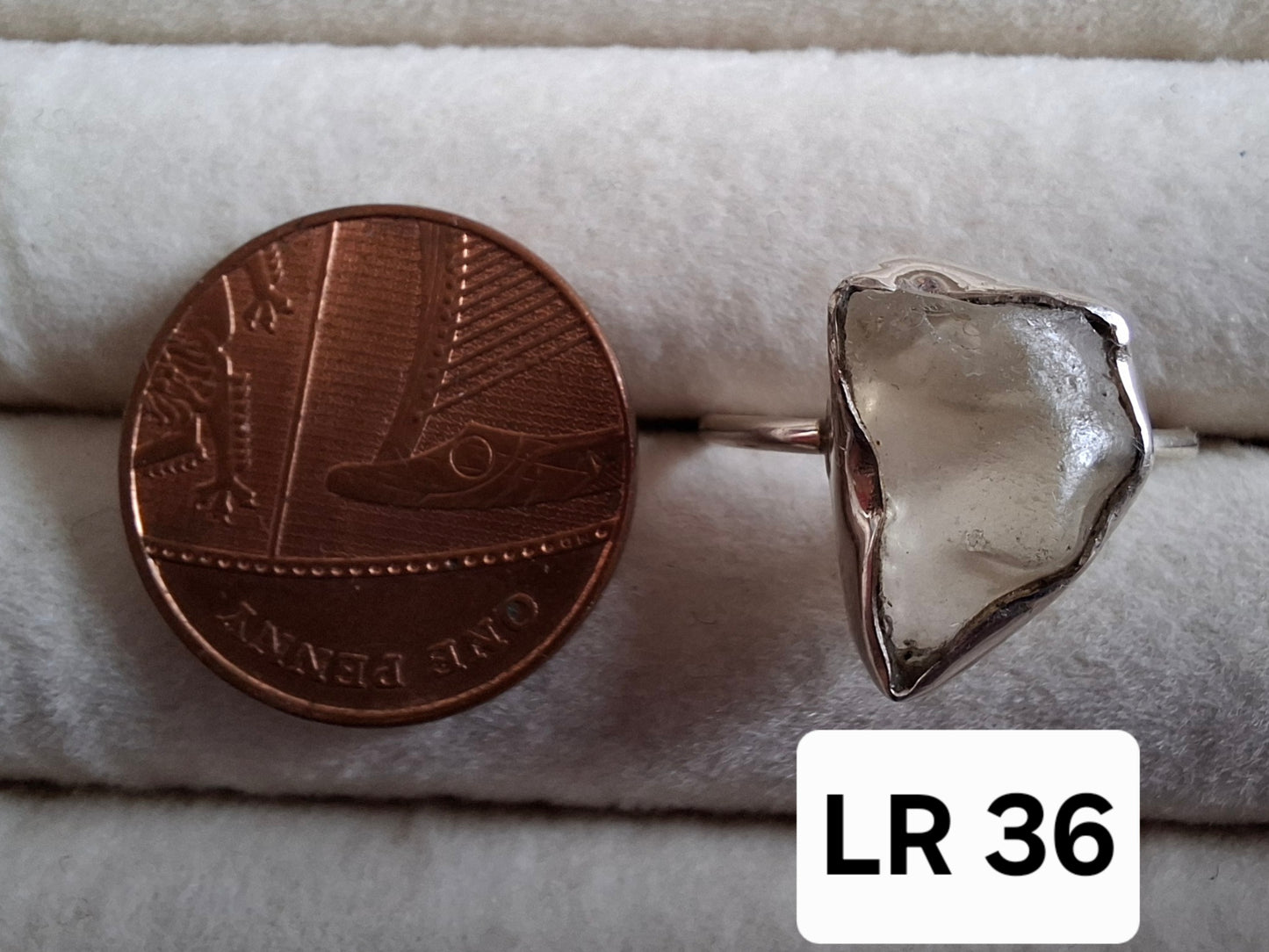 Libyan Desert Glass Ring, size large Q, 925 Silver, Tektite (Ref: LR36)