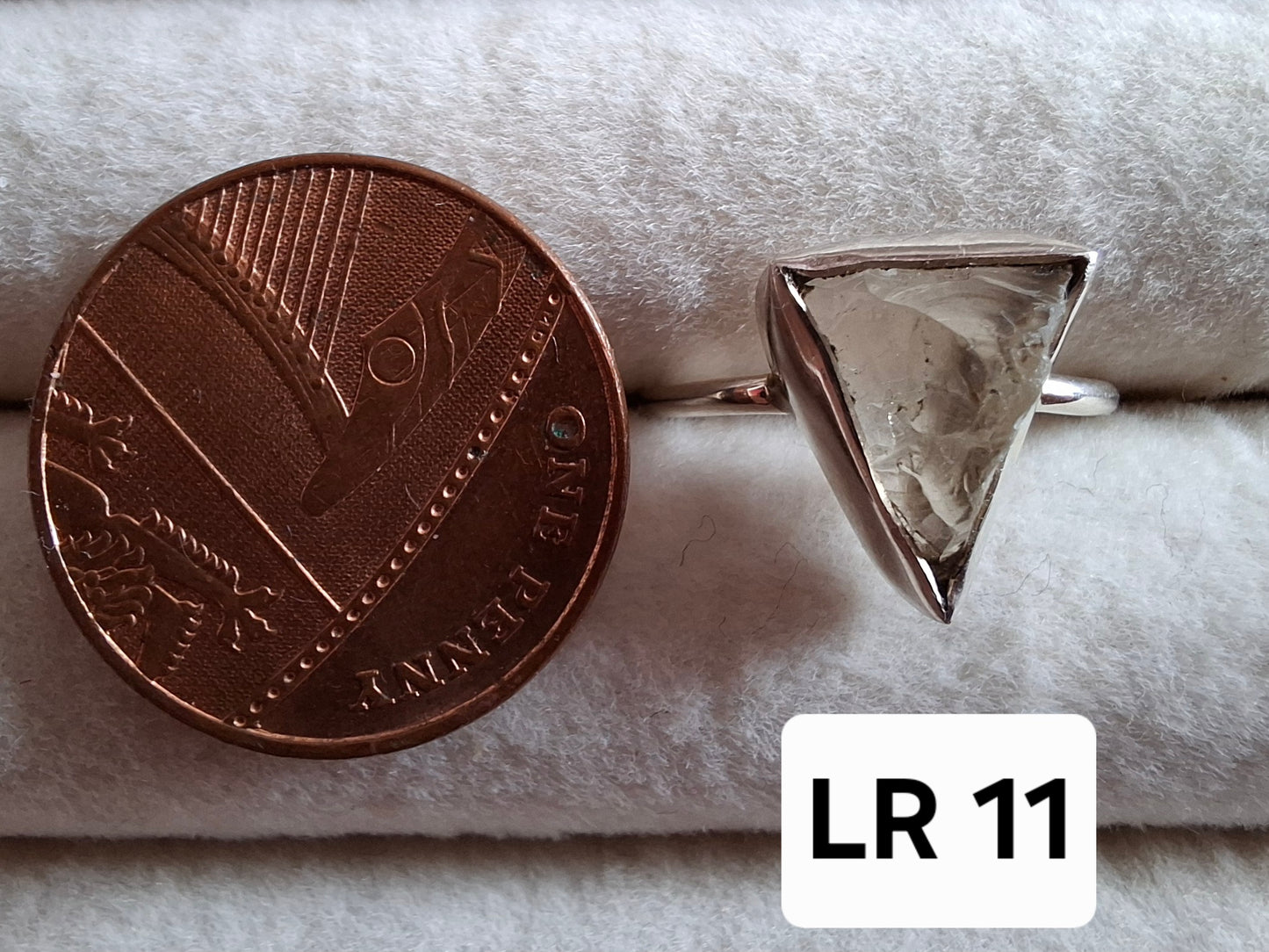 Libyan Desert Glass Ring, size large J/small K, 925 Silver, Tektite (Ref: LR11)