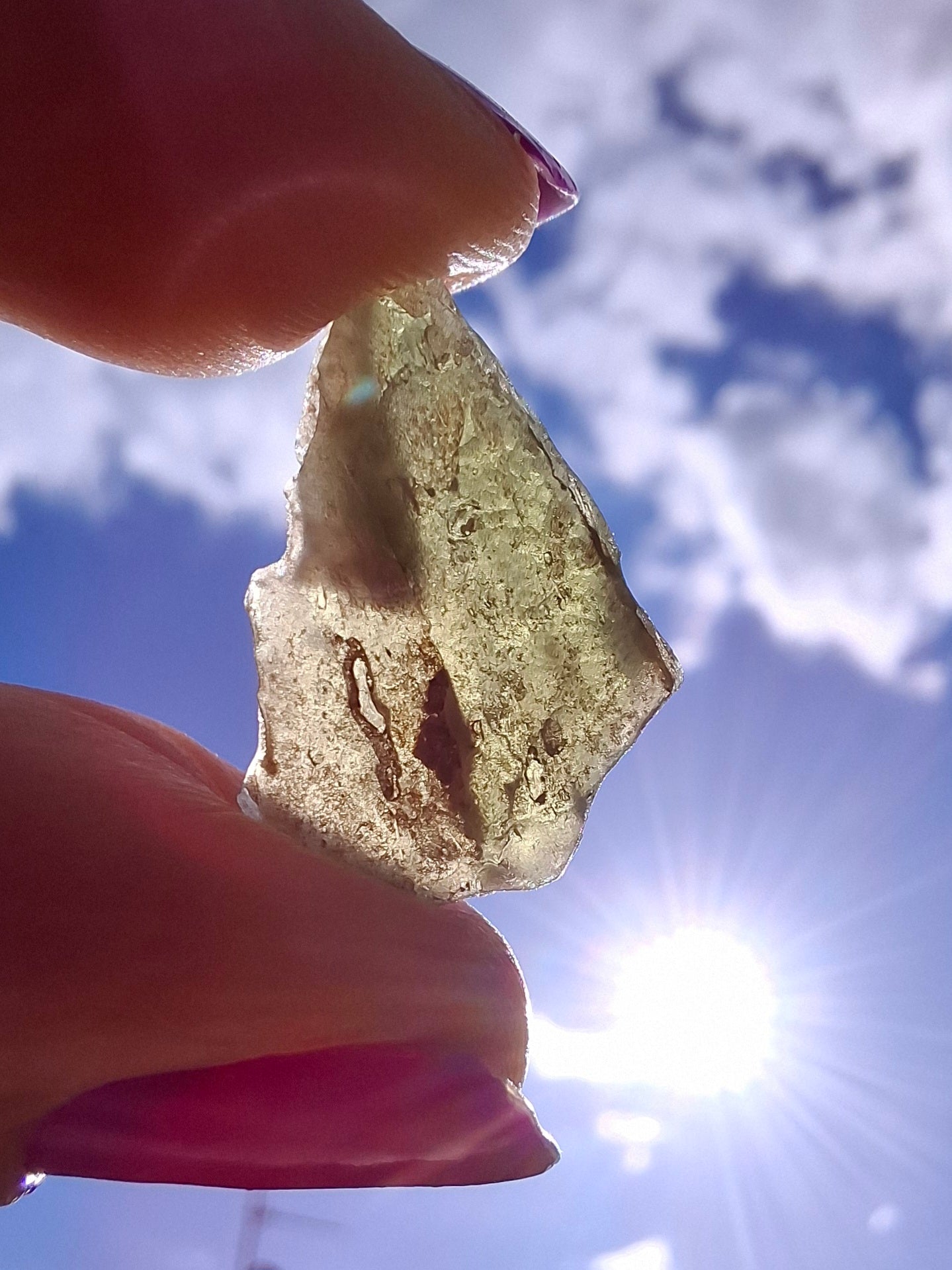 Moldavite Piece, 1.30g, Tektite (Ref: 1434)