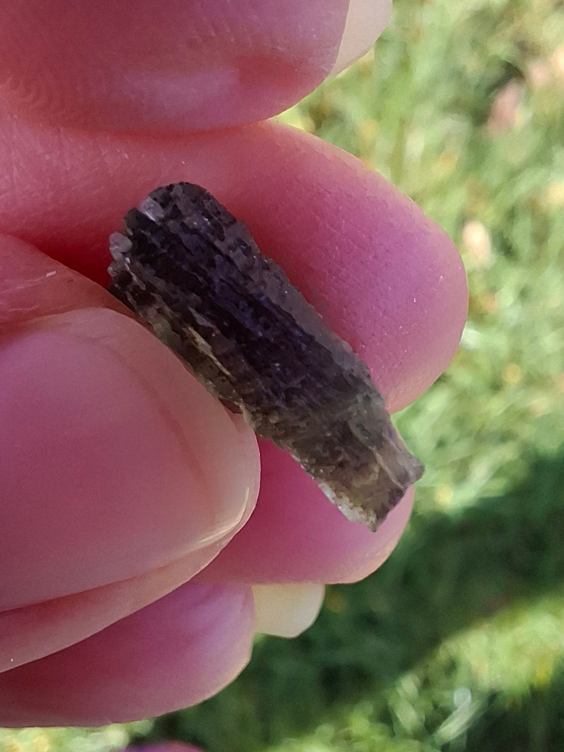 Moldavite Piece, 0.73g, Tektite (Ref: 1331)