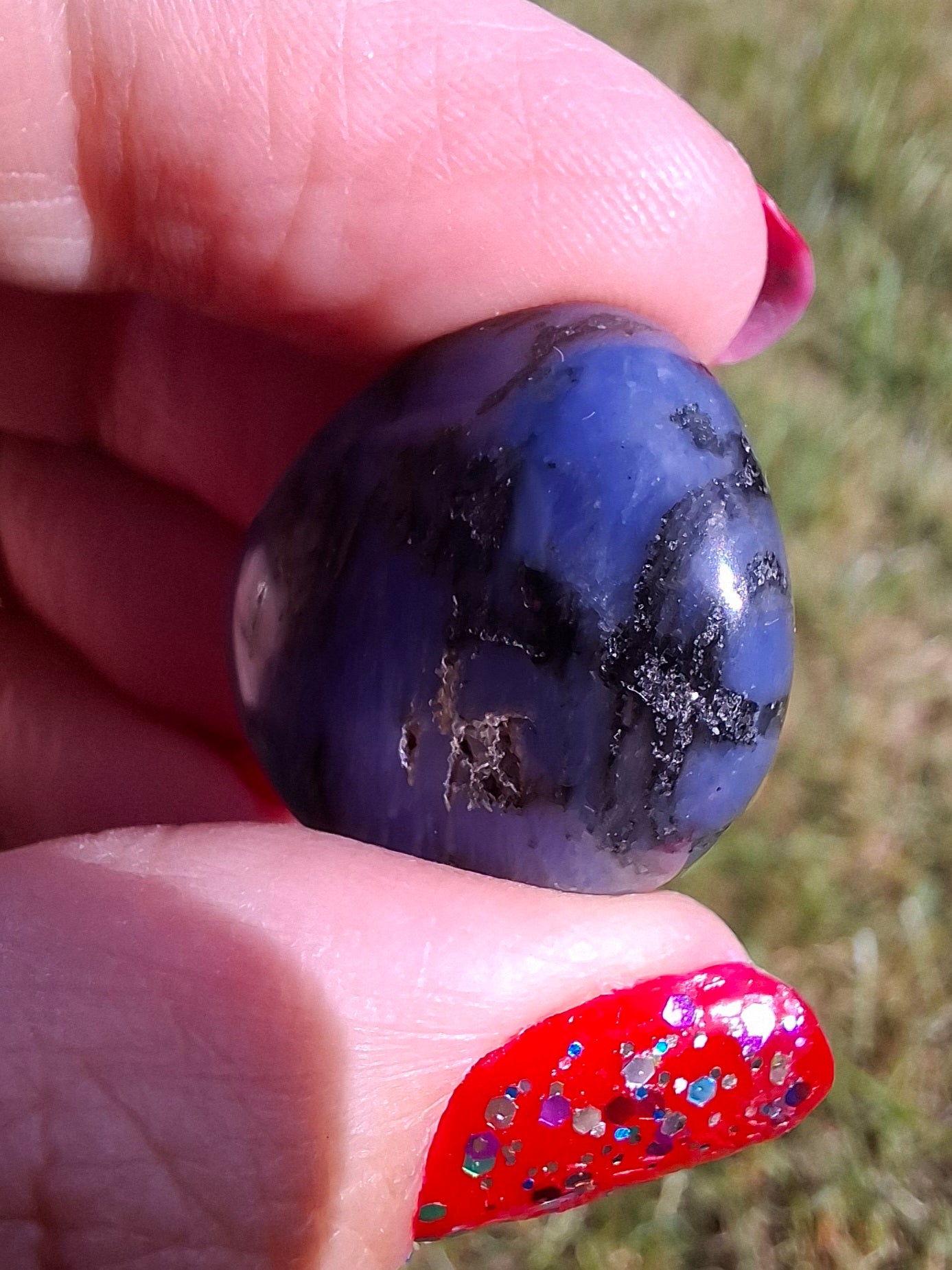 Sodalite, Tumble Stone, Crystal (Ref: T148)