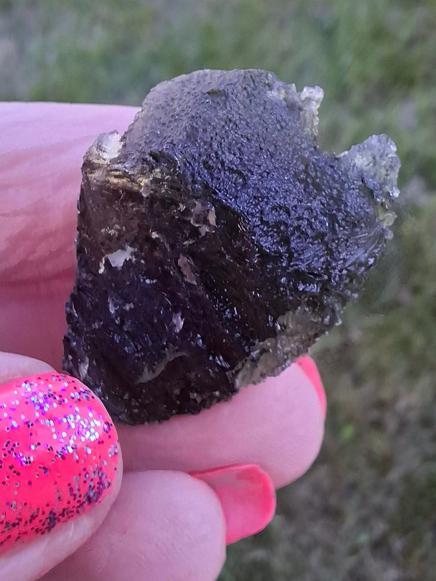 Moldavite Piece, JAKULE, 10.05g, Tektite (Ref: 1174)
