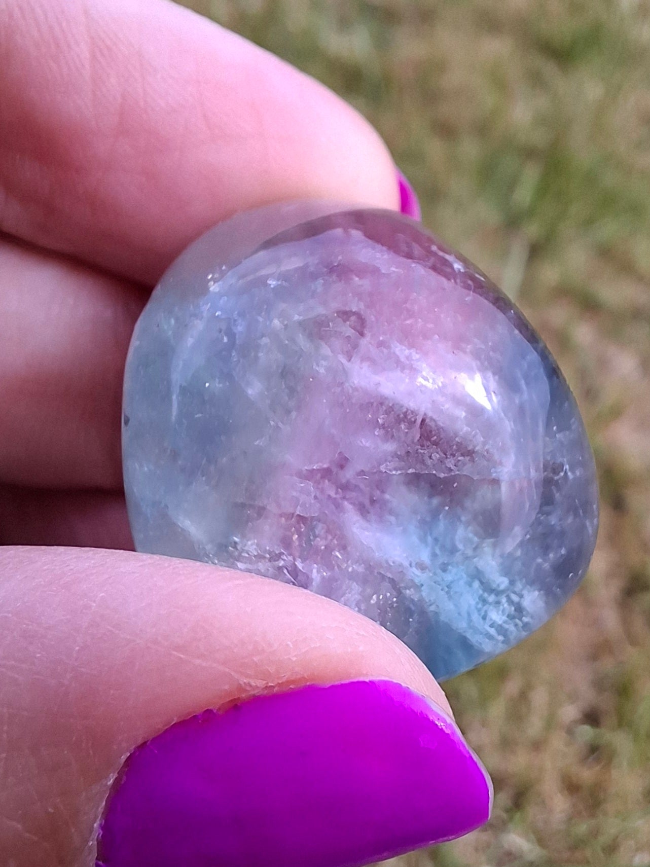 Fluorite, Tumble Stone, Crystal 🌈 (Ref: T49)