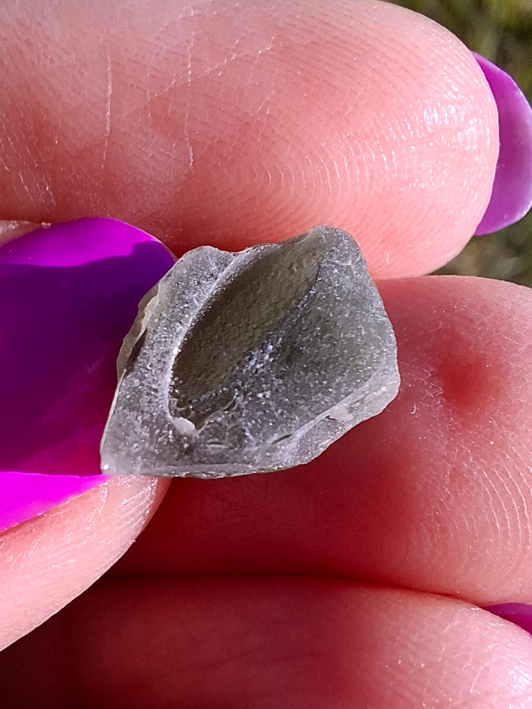 Moldavite Piece, 0.91g, Tektite (Ref: 1460)