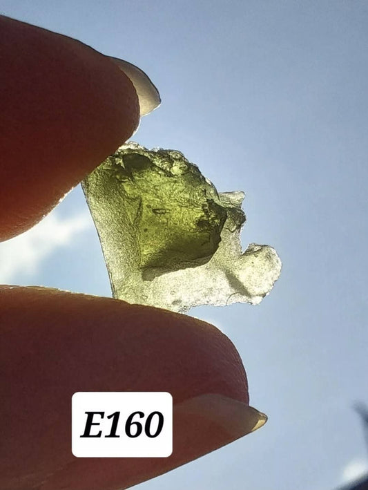 Moldavite Piece, 0.69g, Tektite (Ref: E60)