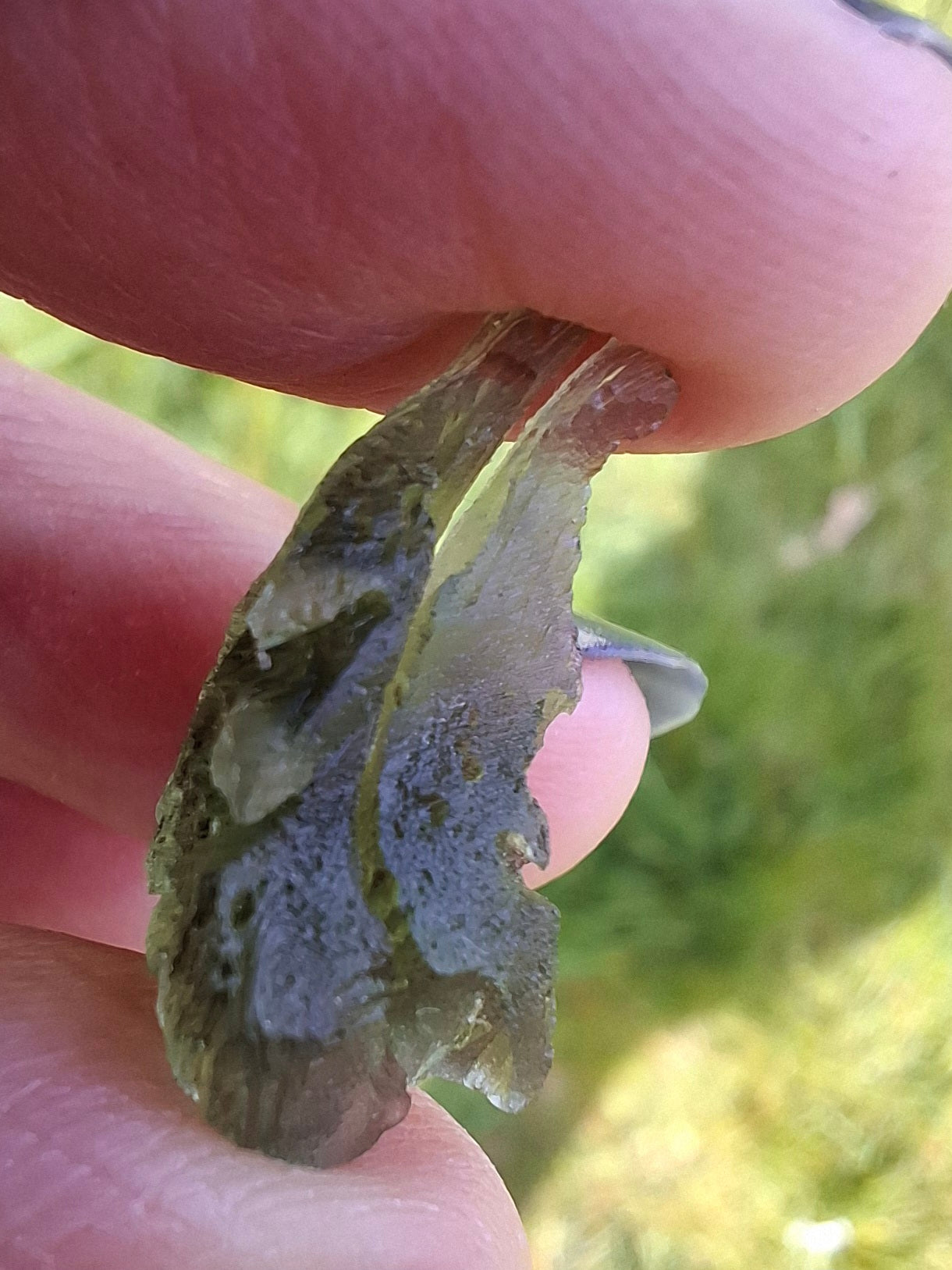 Moldavite Piece, 1.94g, Tektite (Ref: 1390)