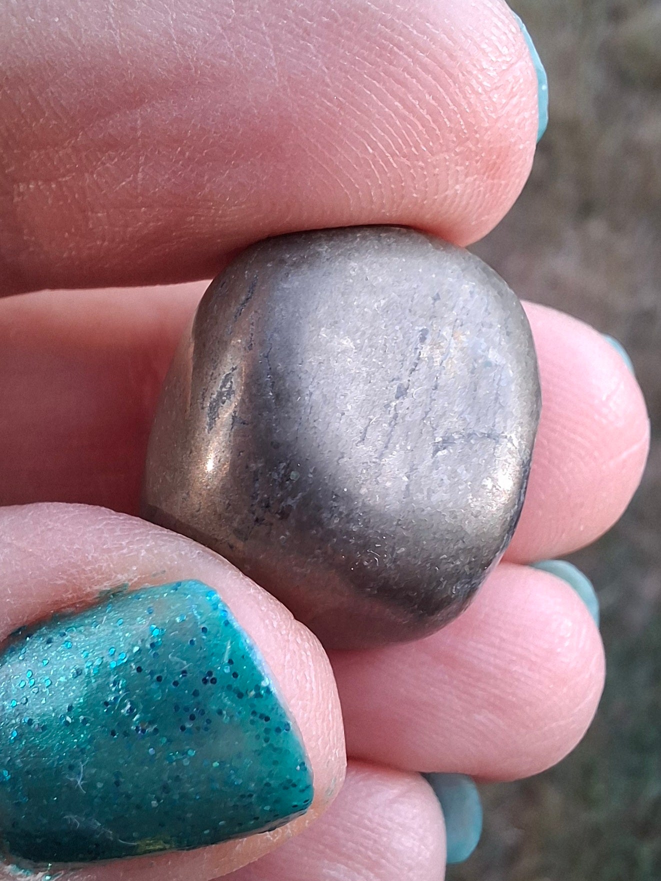 Apache Gold Tumble Stone, Crystal (Ref: T225)