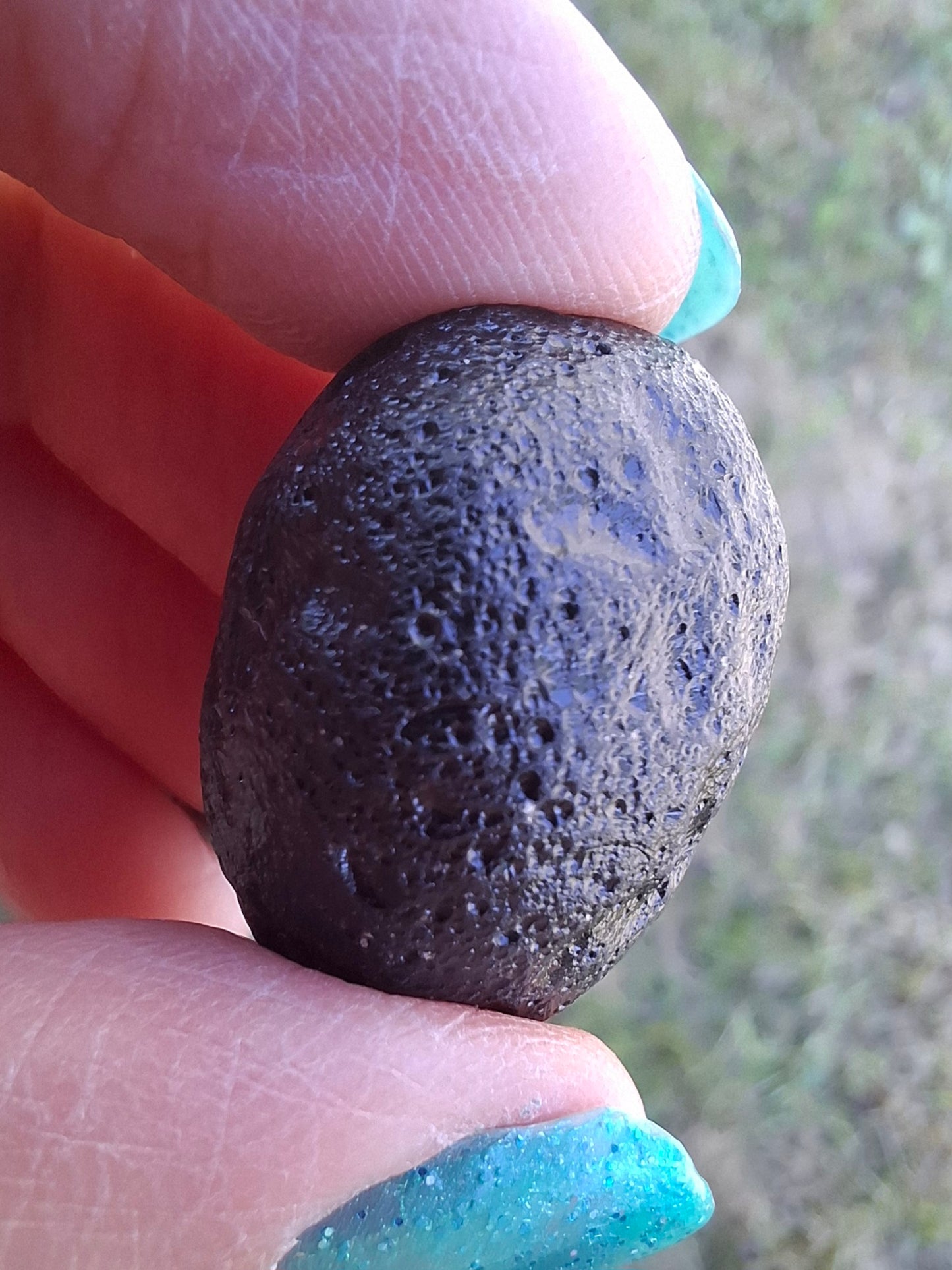 Philippinite (Rizalite), 11.42g, Tektite