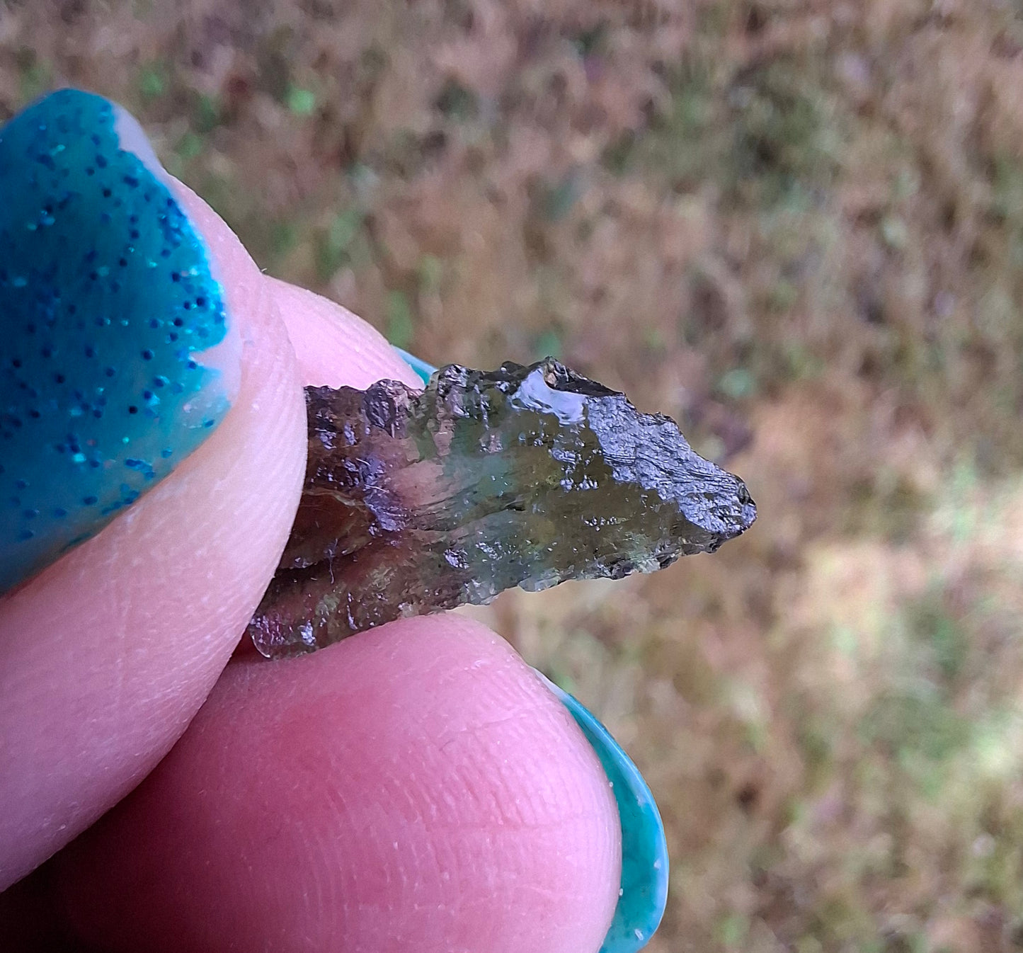 Moldavite Piece, 0.84g, Tektite (Ref: 1418)
