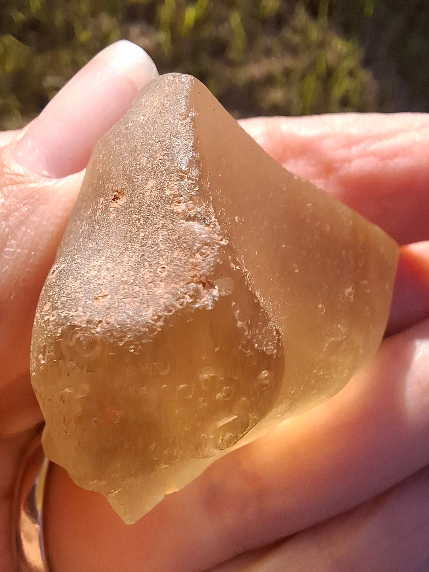 Libyan Desert Glass Piece, 29.87g, Tektite (Ref: LE238)