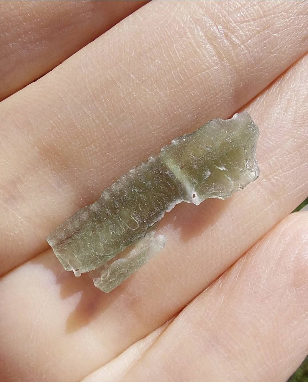 Moldavite Piece, 0.60g, Tektite (E243)