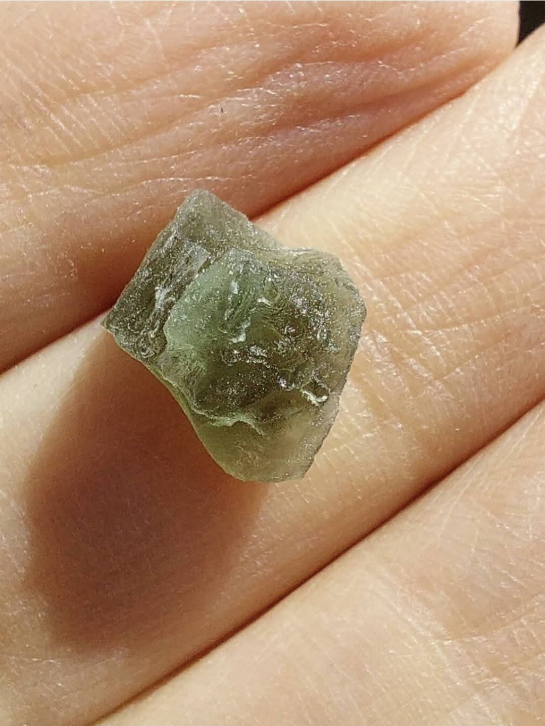 Moldavite Piece, 0.54g, Tektite (Ref: E255)