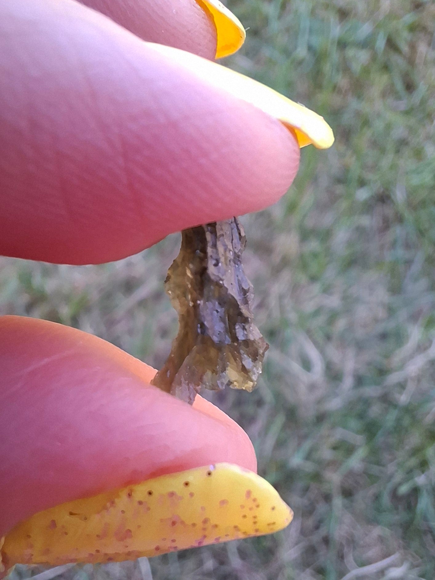 Moldavite small Piece, 0.34g, Tektite (Ref: 1476)