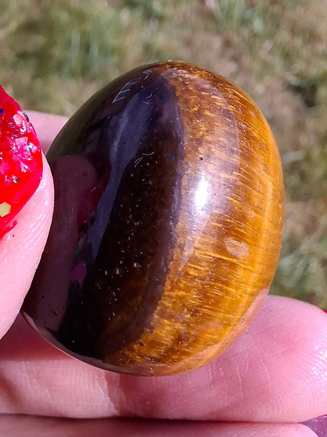Tigers Eye, Tumble Stone, Crystal (Ref: T128)