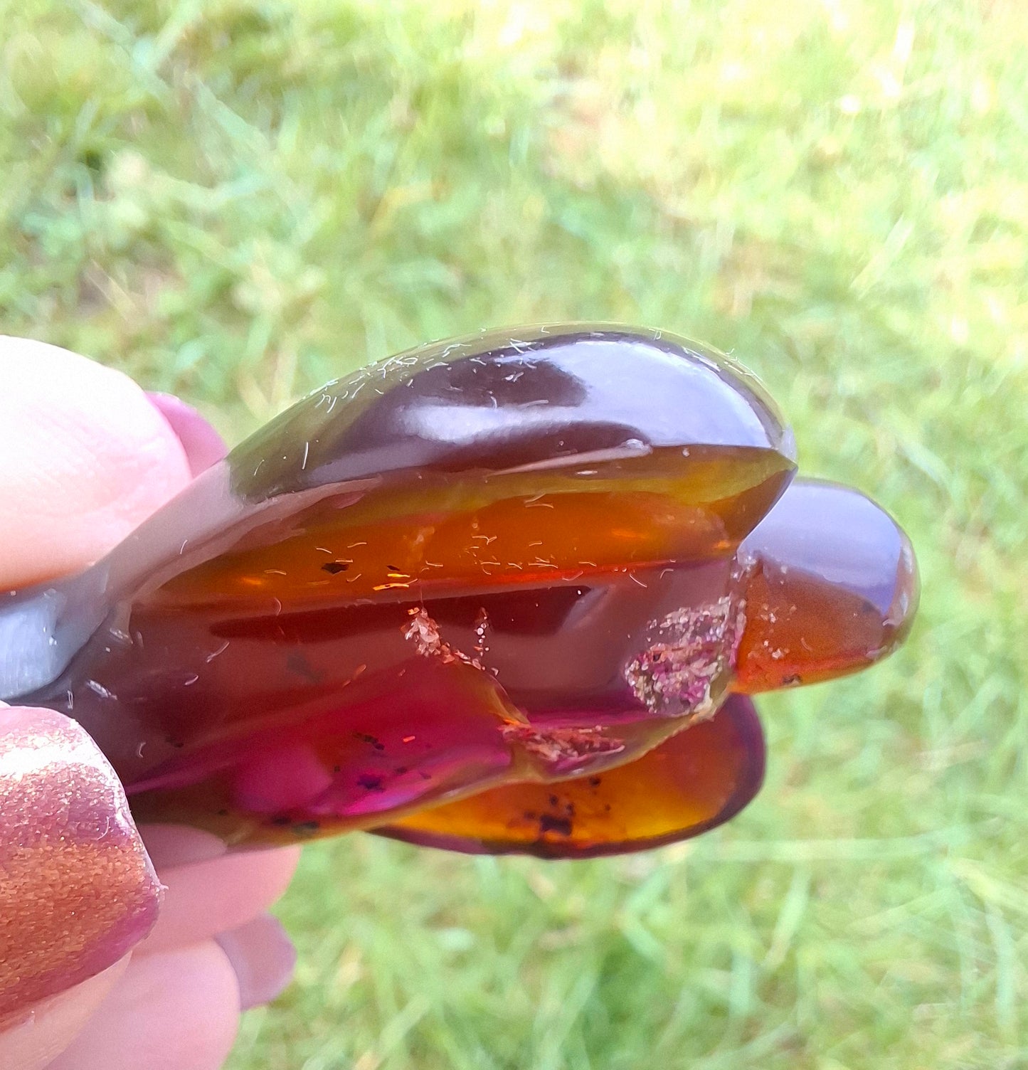 Red Amber Angel, 13.66g, Carving, Fossil (Ref: AA10)