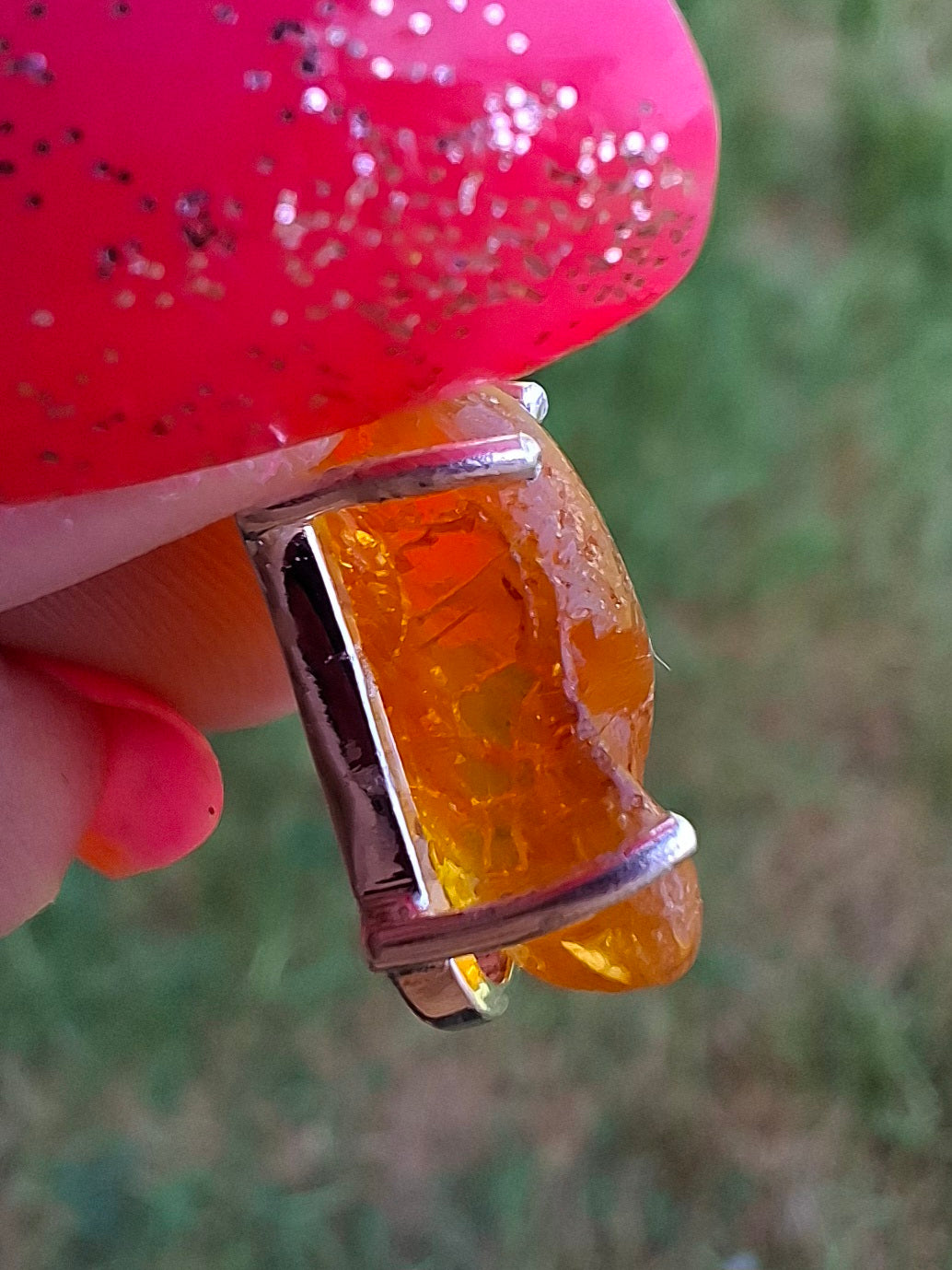 Baltic Amber Pendant, 925 Silver, Fossil (Ref: AP21)