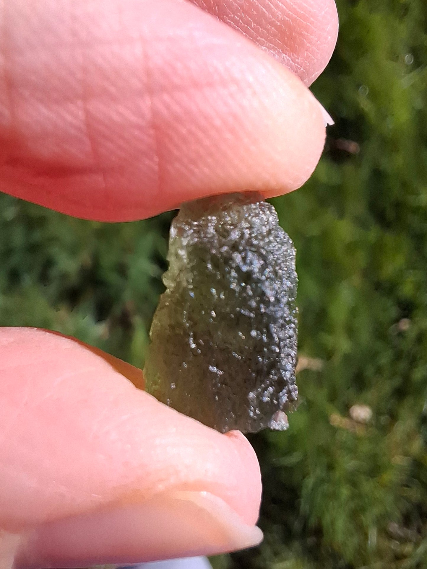 Moldavite Piece, 0.88g, Tektite (Ref: 1333)