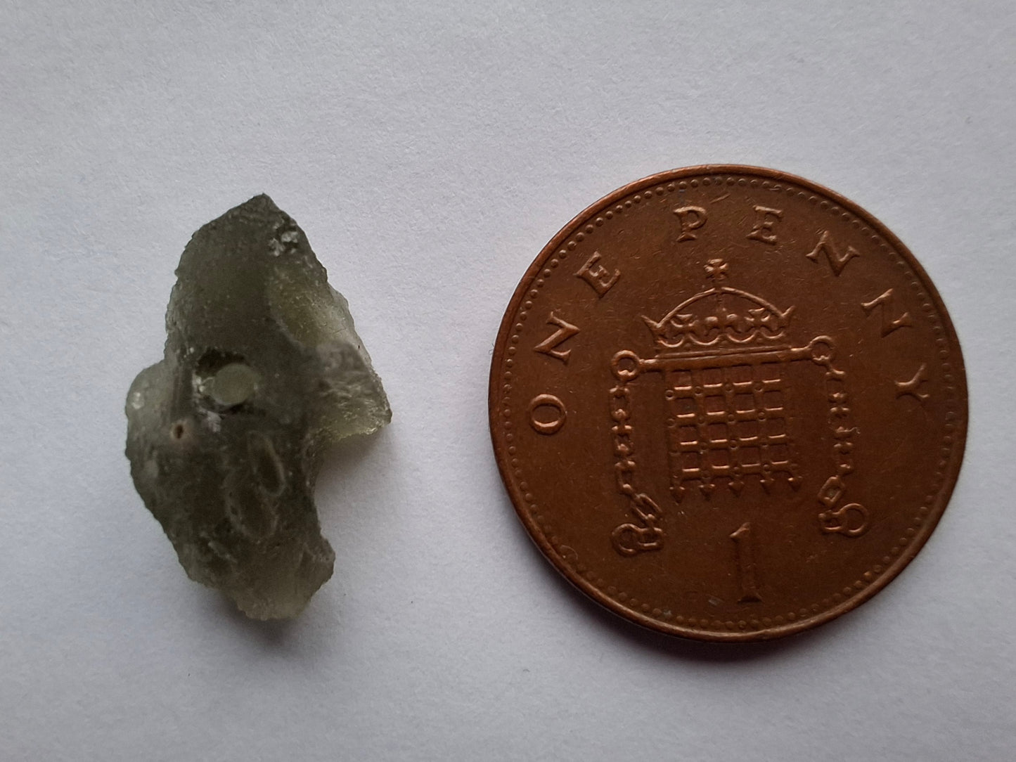 DRILLED, Moldavite Piece, 1.07g, Tektite (Ref: D17)