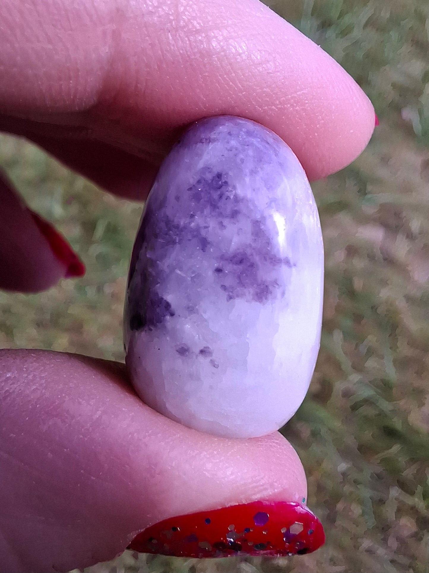Lepidolite, Tumble Stone, Crystal (Ref: T122)