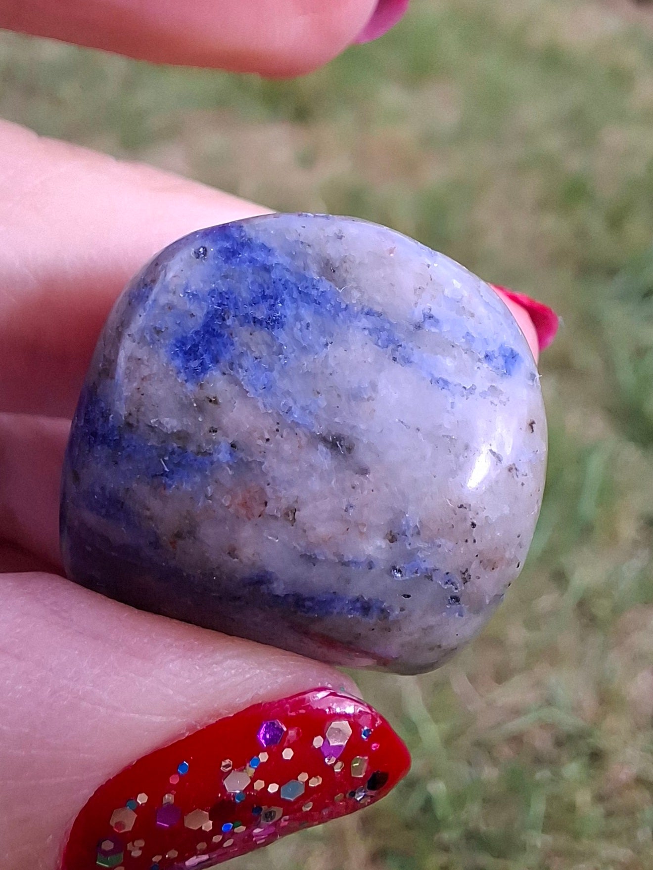 Sodalite, Tumble Stone, Crystal (Ref: T156)
