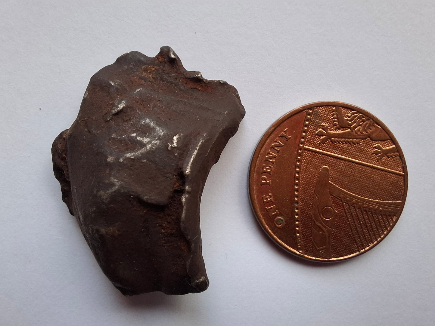 Gebel Kamil Iron Meteorite, 19.66g (Ref: K40)