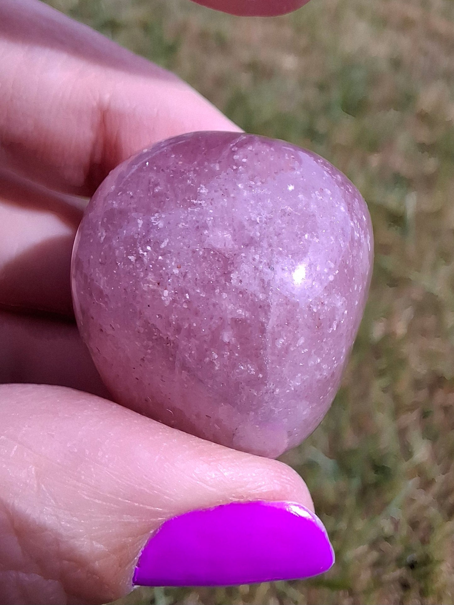 Strawberry Quartz, Tumble Stone, Crystal (Ref: T8)