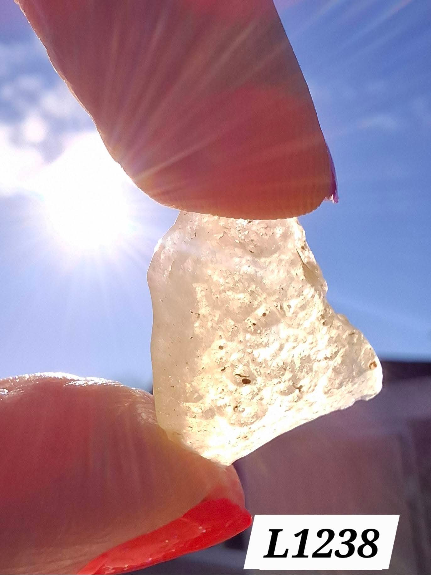 Libyan Desert Glass Piece, 2.09g, Tektite
