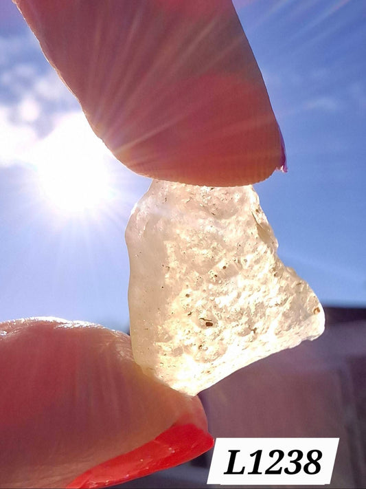 Libyan Desert Glass Piece, 2.09g, Tektite