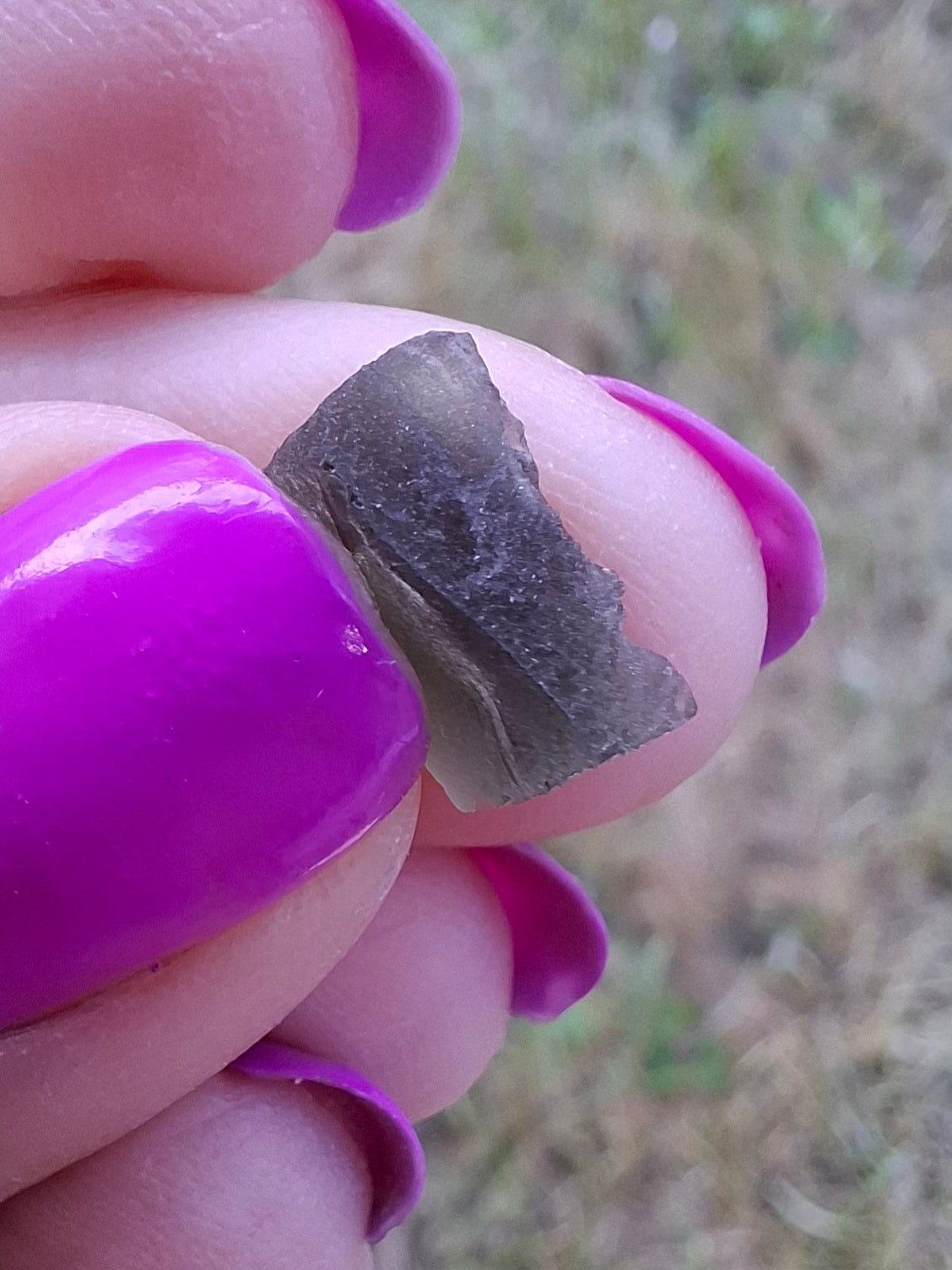 Moldavite Piece, 0.57g, Tektite (Ref: 1439)