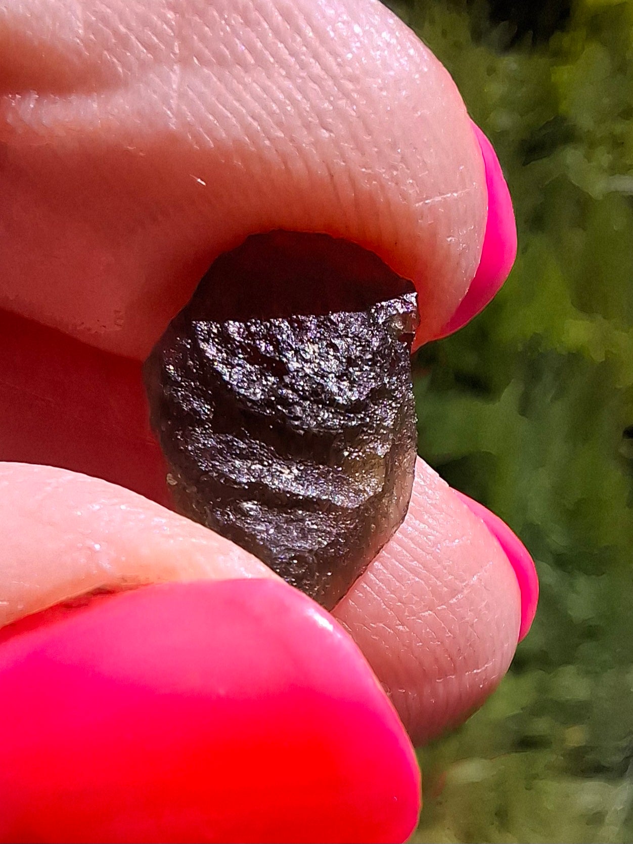 Moldavite Piece, 0.69g, Tektite (Ref: 1407)